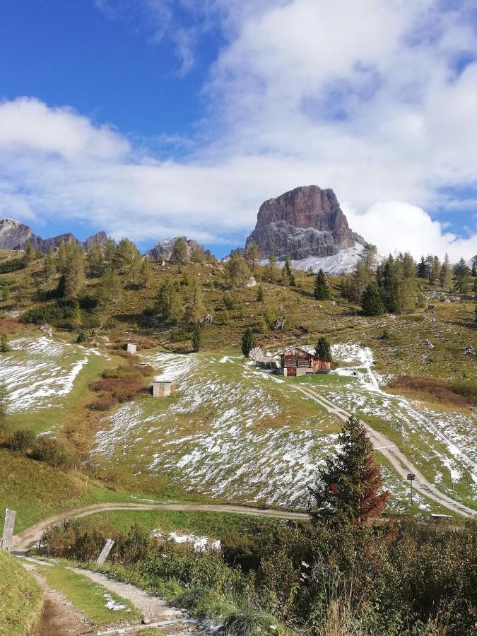 Apartmán Cesa De Conesel Colle Santa Lucia Exteriér fotografie